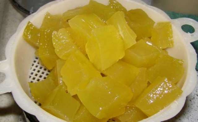 Ананасы из кабачков за 15 минут, на вкус не отличишь. Никто из гостей не смог с закрытыми глазами отгадать, что на самом деле ест.