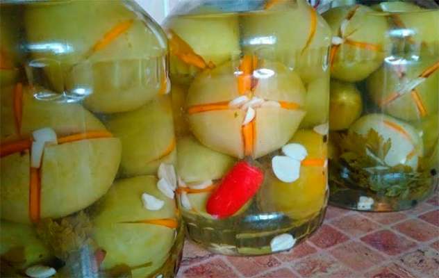ЗЕЛЕНЫЕ ФАРШИРОВАННЫЕ ПОМИДОРЫ — ВКУСНАЯ ЗАКУСКА С ЧЕСНОЧНЫМ АРОМАТОМ ВСЕГО ЗА НЕСКОЛЬКО МИНУТ!